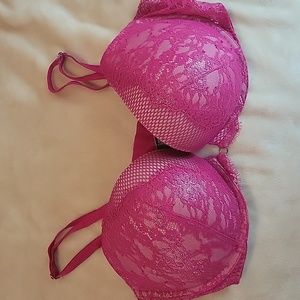 Victoria's Secret  very sexy push-up bra